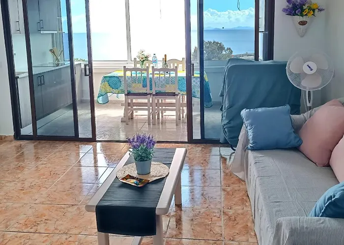 Apartamento Wonderful Sea View In Puerto del Carmen (Lanzarote)